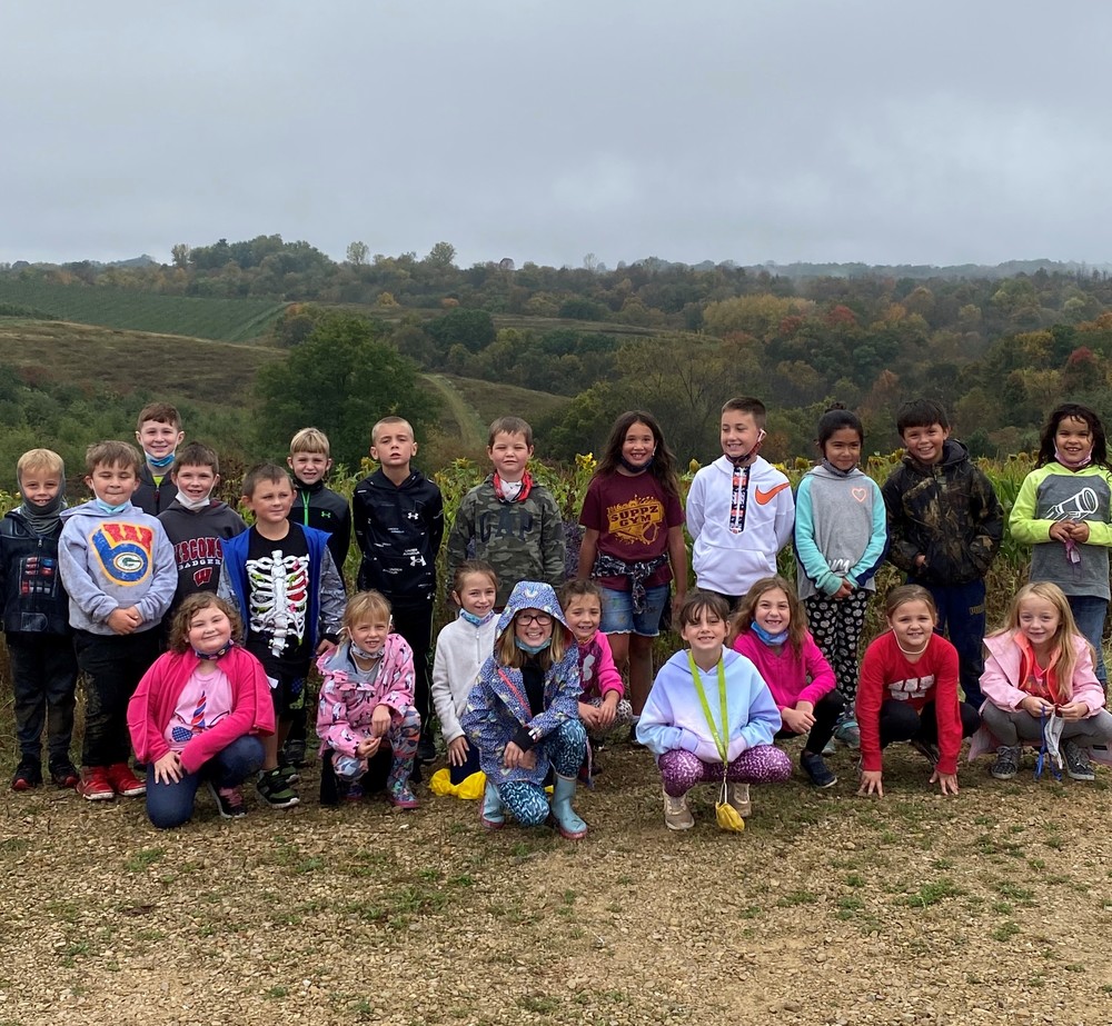 2nd Grade Students Visit Apple Orchard Fennimore Community Schools